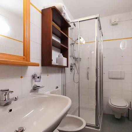 Hotel Bouton D'or 3*