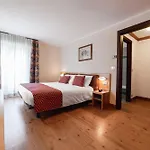 Bouton D'or Courmayeur