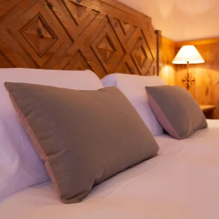 Szálloda Bouton D'or 3*