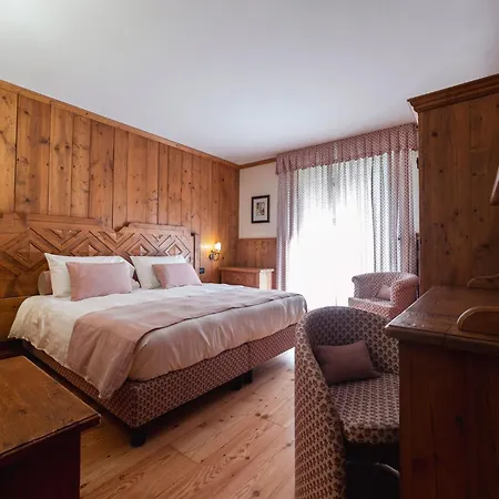 Bouton D'or Szálloda Courmayeur