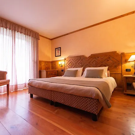 Bouton D'or 3* Κουρμαγιέρ