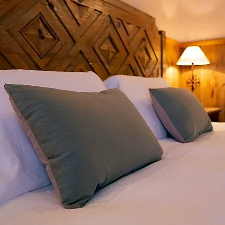 Hotel Bouton D'or 3*