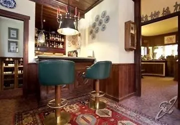 Bouton D'or 3* Κουρμαγιέρ